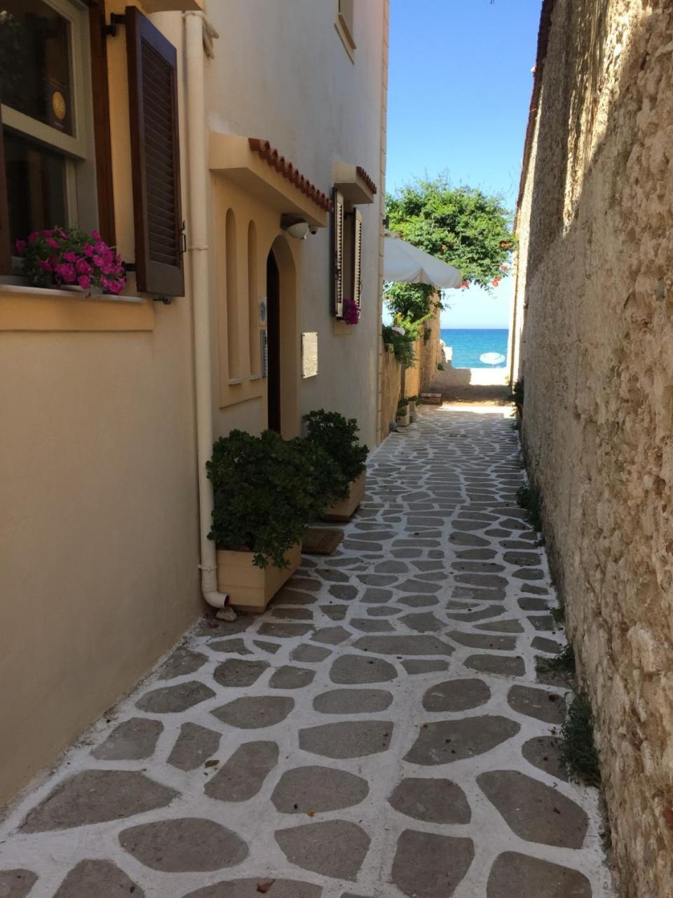 Asterias Studios&Apartments Kalyves Exterior foto